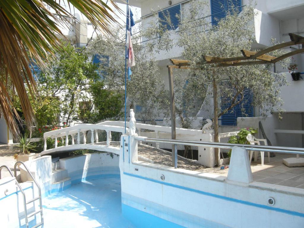 Myrmidon Hotel Agia Marina  외부 사진