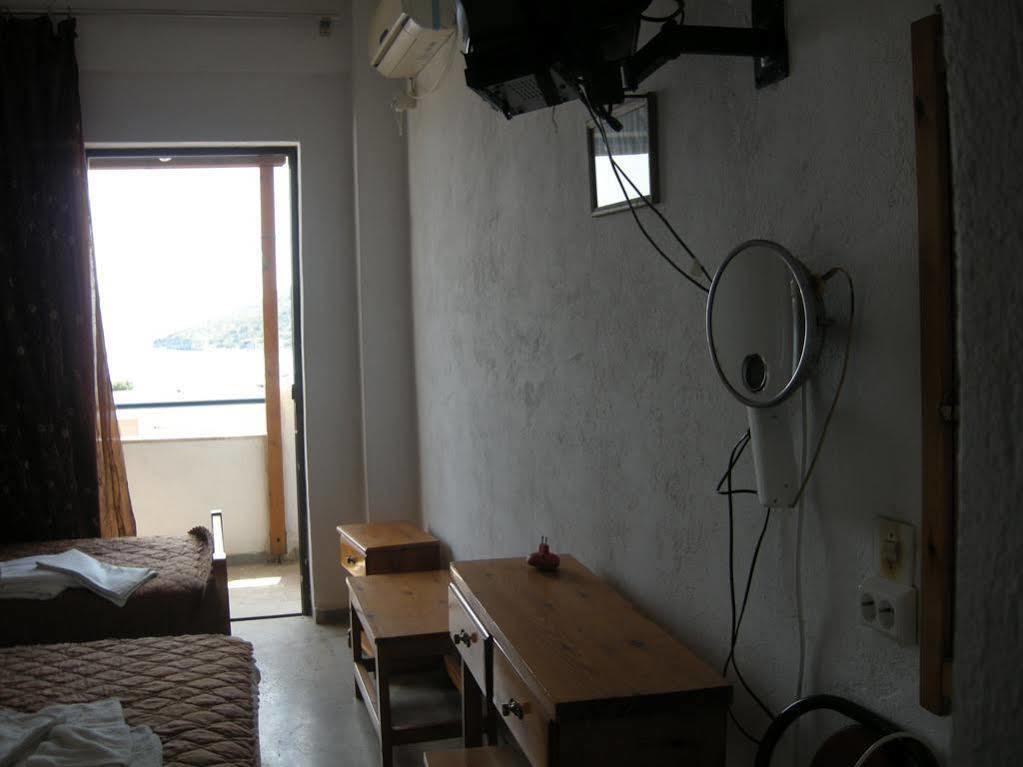 Myrmidon Hotel Agia Marina  외부 사진